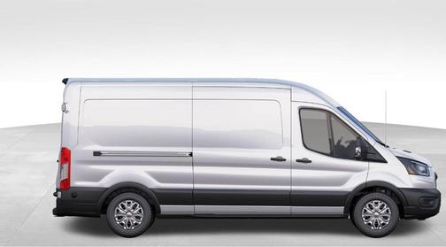 2025 Ford E-Transit Base