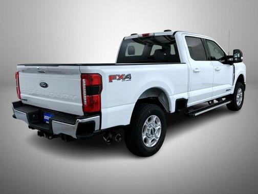 Oxford White 2026 Ford F-250 XLT