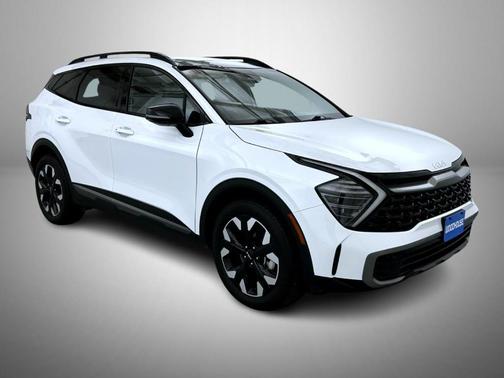 Glacial White Pearl 2024 Kia Sportage X-Line