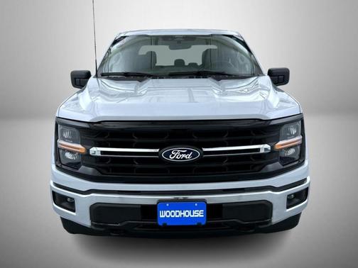 White Metallic 2025 Ford F-150 XLT