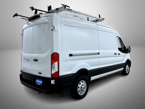 Oxford White 2023 Ford Transit-250 Base