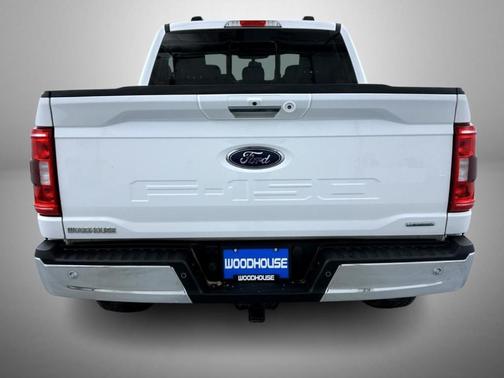 Oxford White 2022 Ford F-150 XLT