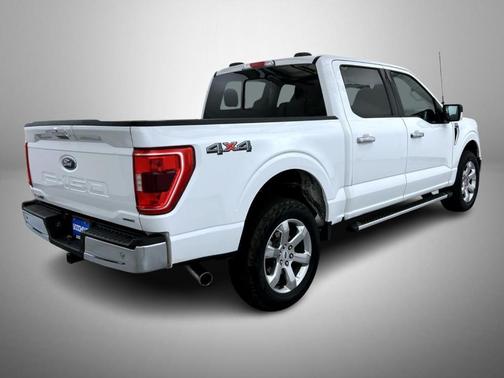 Oxford White 2022 Ford F-150 XLT