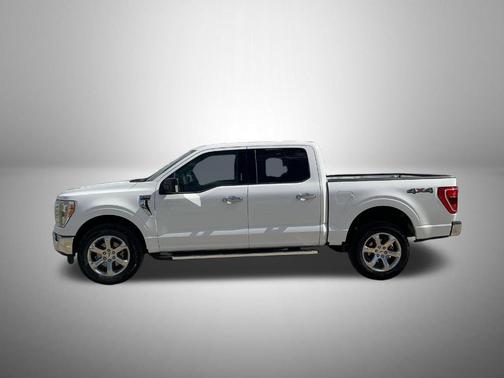 Oxford White 2022 Ford F-150 XLT