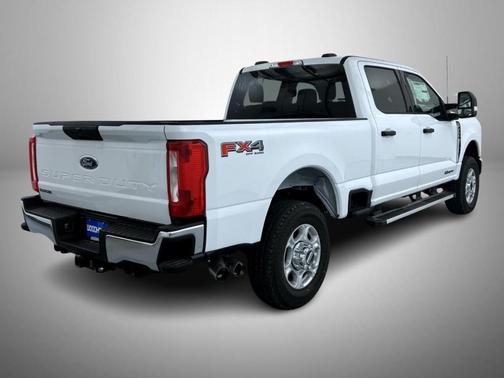 2026 Ford F-350 XLT