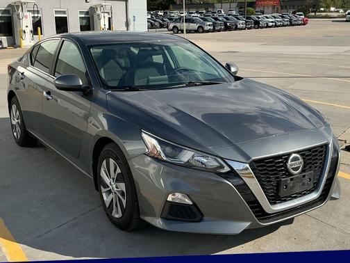 Gun Metallic 2019 Nissan Altima 2.5 S
