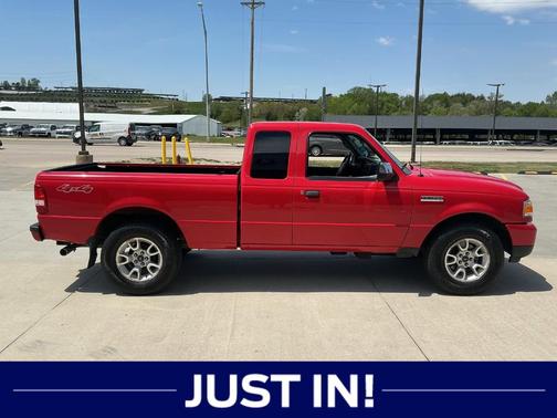 Red 2009 Ford Ranger XLT