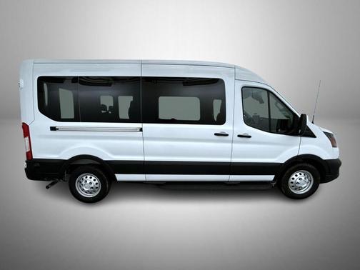 Oxford White 2026 Ford Transit-350 XL