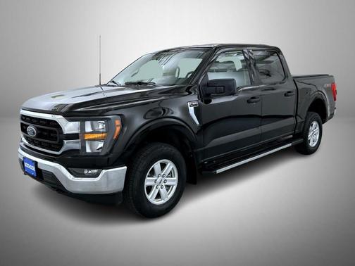 Black Metallic 2023 Ford F-150 XLT