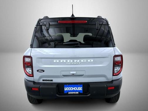 Space White Metallic 2026 Ford Bronco Sport Outer Banks
