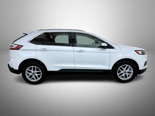 Oxford White 2022 Ford Edge SEL