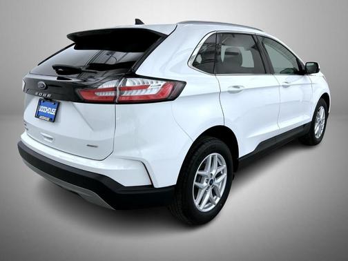 Oxford White 2022 Ford Edge SEL