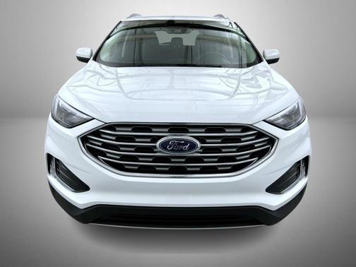 Oxford White 2022 Ford Edge SEL