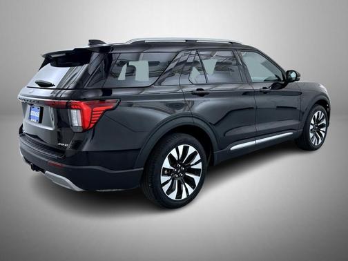 Black Metallic 2025 Ford Explorer Platinum