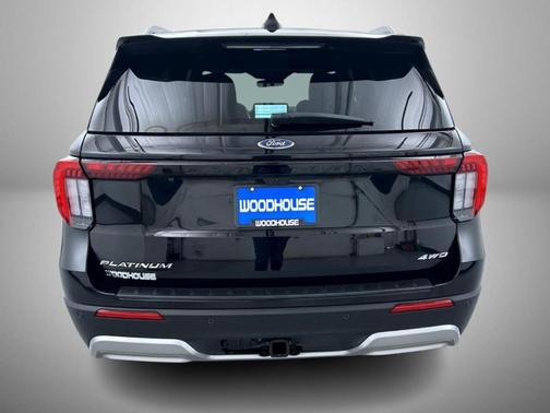 Black Metallic 2025 Ford Explorer Platinum