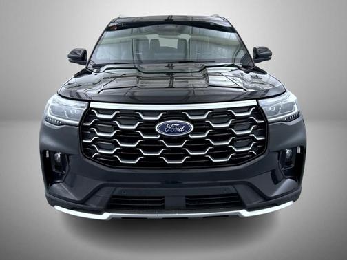 Black Metallic 2025 Ford Explorer Platinum