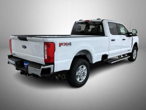 2026 Ford F-350 XLT