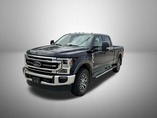 Blue 2022 Ford F-350 Lariat Super Duty