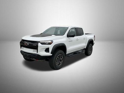 Summit White 2024 Chevrolet Colorado ZR2