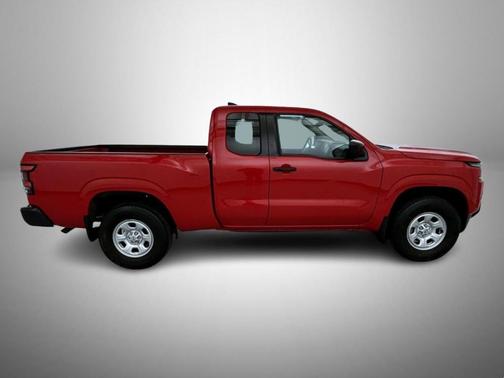 2023 Nissan Frontier S
