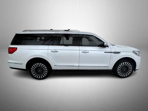 2019 Lincoln Navigator L Black Label