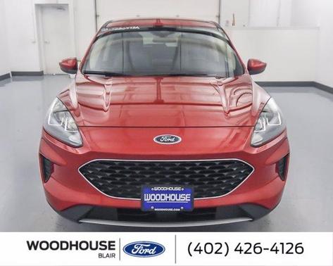 Photo 2 of 26 of 2020 Ford Escape SE