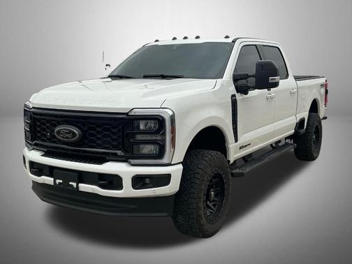 Star White 2025 Ford F-250 Lariat