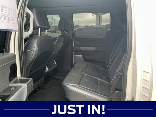 Star White 2025 Ford F-250 Lariat