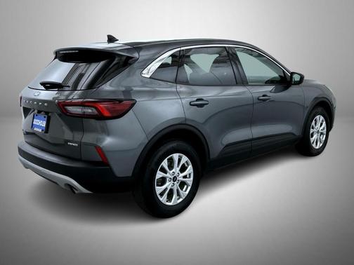 Carbonized Gray Metallic 2023 Ford Escape Active