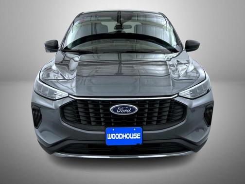 Carbonized Gray Metallic 2023 Ford Escape Active