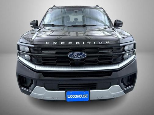 Black Metallic 2025 Ford Expedition Platinum