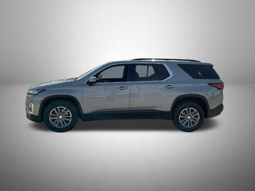 Sterling Gray Metallic 2023 Chevrolet Traverse LT Cloth