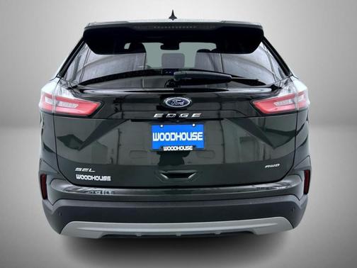 Forged Green Metallic 2022 Ford Edge SEL