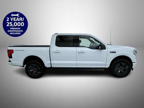 2025 Ford F-150 Lightning Flash