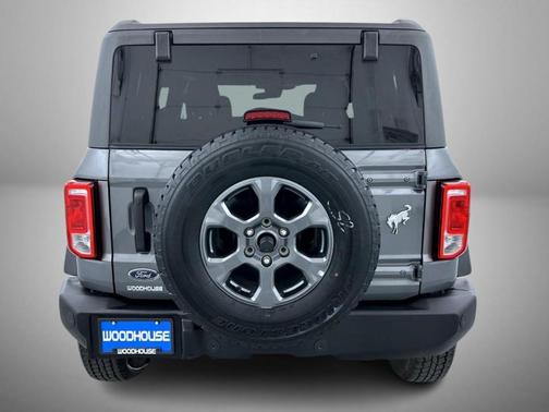 Gray Metallic 2025 Ford Bronco Big Bend