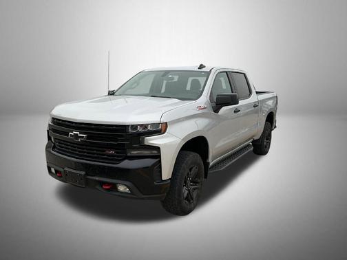 Silver Ice Metallic 2021 Chevrolet Silverado 1500 LT Trail Boss