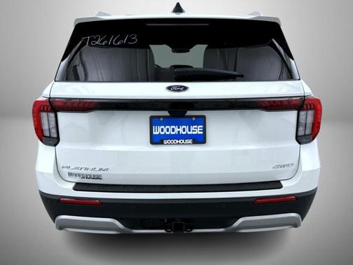 Star White 2026 Ford Explorer Platinum