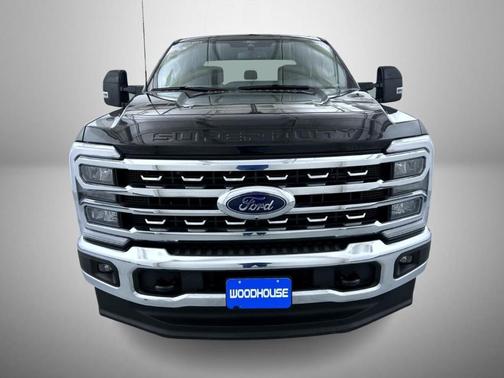 Black Metallic 2025 Ford F-250 Lariat