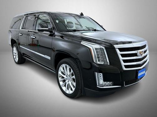 2018 Cadillac Escalade ESV Premium Luxury