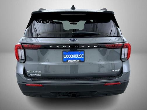 Carbonized Gray Metallic 2026 Ford Explorer Active