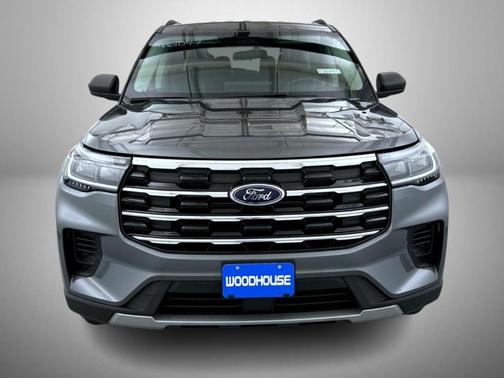 Carbonized Gray Metallic 2026 Ford Explorer Active
