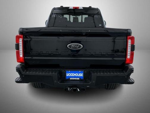 2025 Ford F-350 Lariat Super Duty