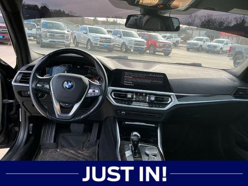 2020 BMW 330 i xDrive