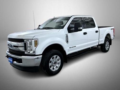 Oxford White 2019 Ford F-250 XLT