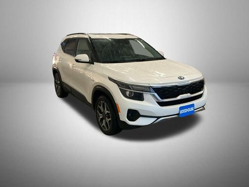 Snow White Pearl 2021 Kia Seltos EX