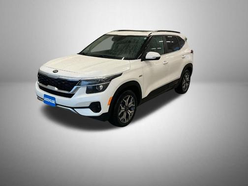 Snow White Pearl 2021 Kia Seltos EX