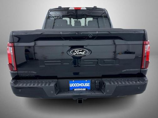 Agate Black Metallic 2026 Ford F-150 XLT