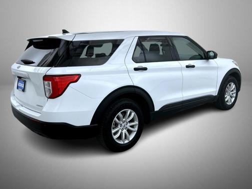 2021 Ford Explorer Base