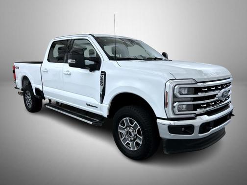 Oxford White 2026 Ford F-250 Lariat