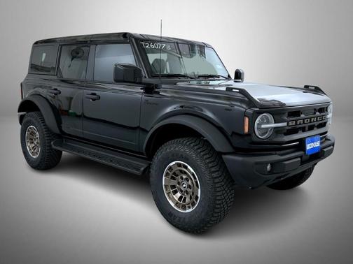 Shadow Black 2026 Ford Bronco Outer Banks